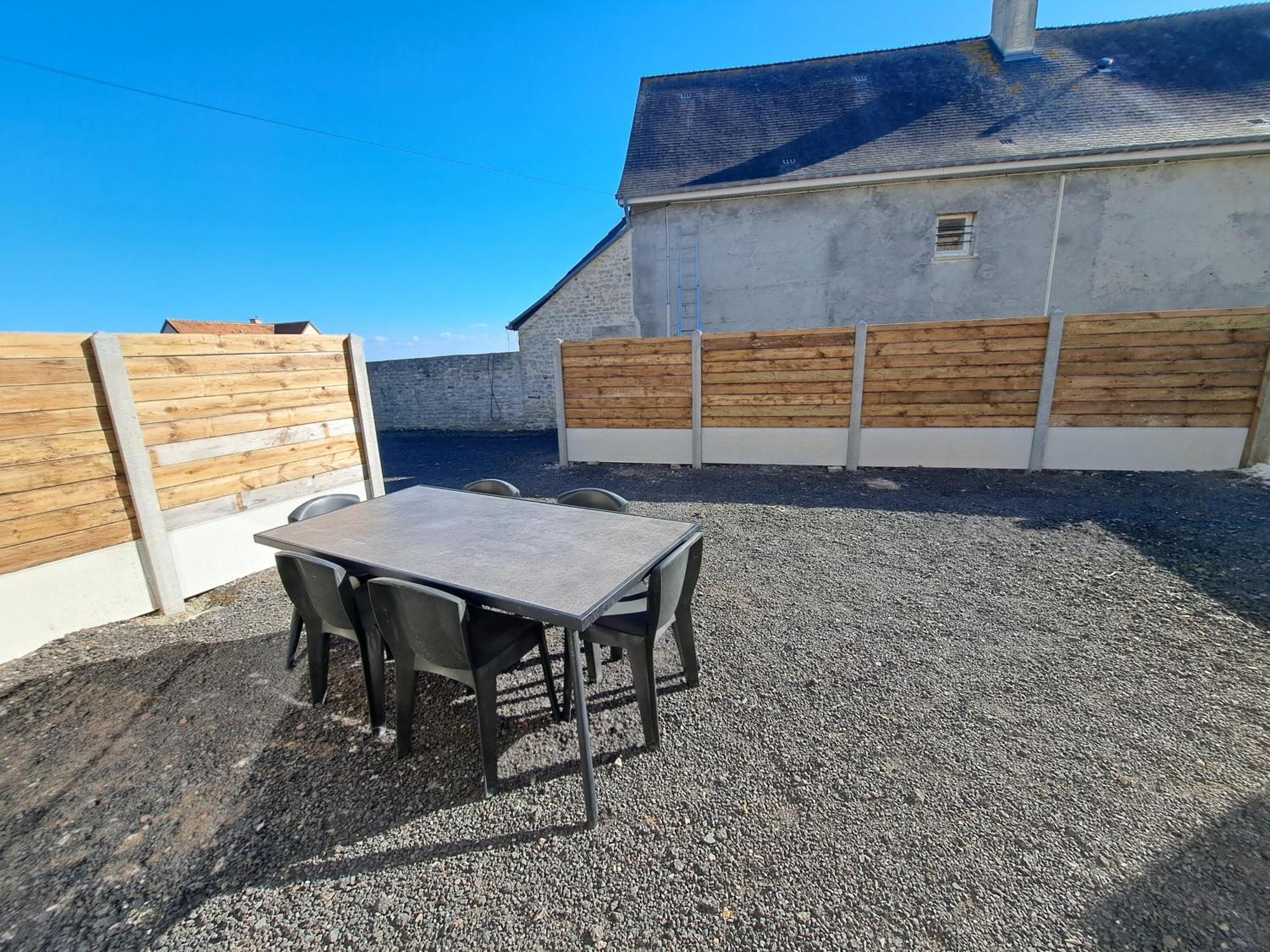 Holiday home Des Falaises De 6personnes Longues-sur-Mer